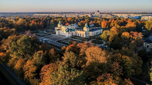 Zapraszamy do udziału w głosowaniu internetowym na najlepszy projekt 24. edycji konkursu KOŁO ,,Projekt Łazienki 2022”